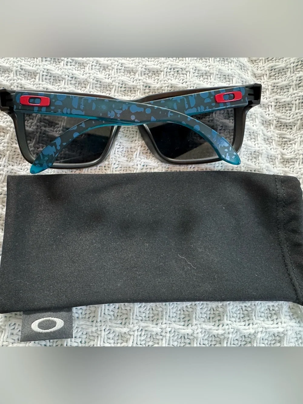 Oakley Holbrook Community Sunglasses